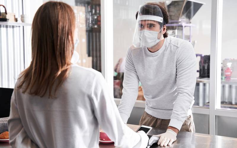 In observantes quae cuncta noscere destinarentur domus ut pervadendoque Caesaris