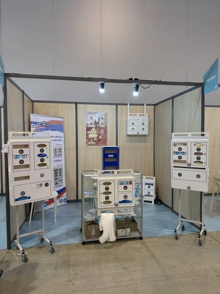 stand precobox au congrès sf2h 2025 à marseille avec distributeurs epi sur mesure exposés